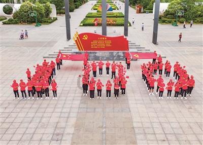 发现冷知识 | 一个汇聚奇闻异事的朋友从小是他奶奶带大的,他父母不孝顺他奶奶,然后我朋友也不孝敬他奶奶,这个朋友怎么样?平台